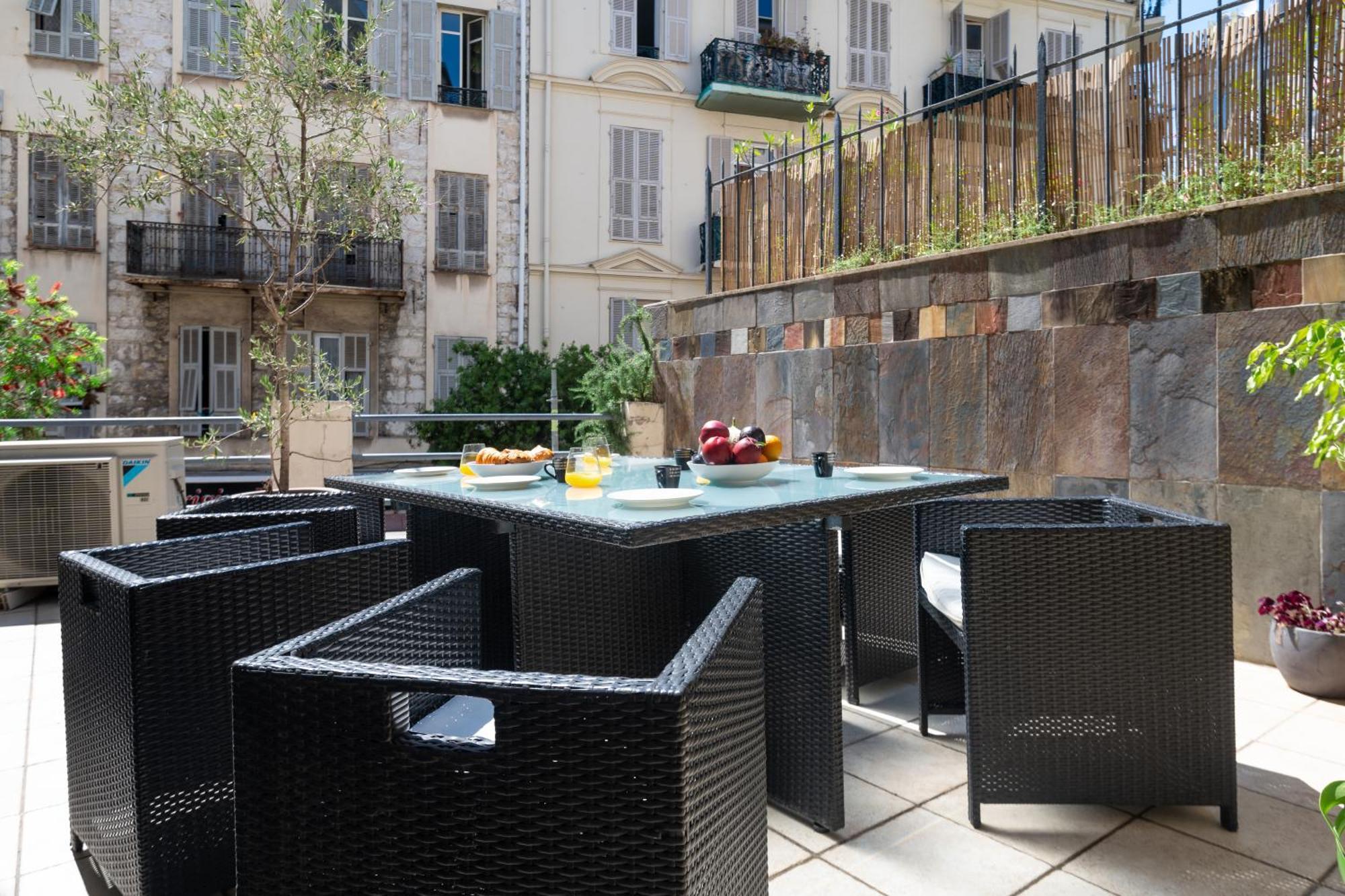 "Le Zen" By Enjoynice, Central Spacious Apartment With Airco, Beach At 10 Min Luaran gambar