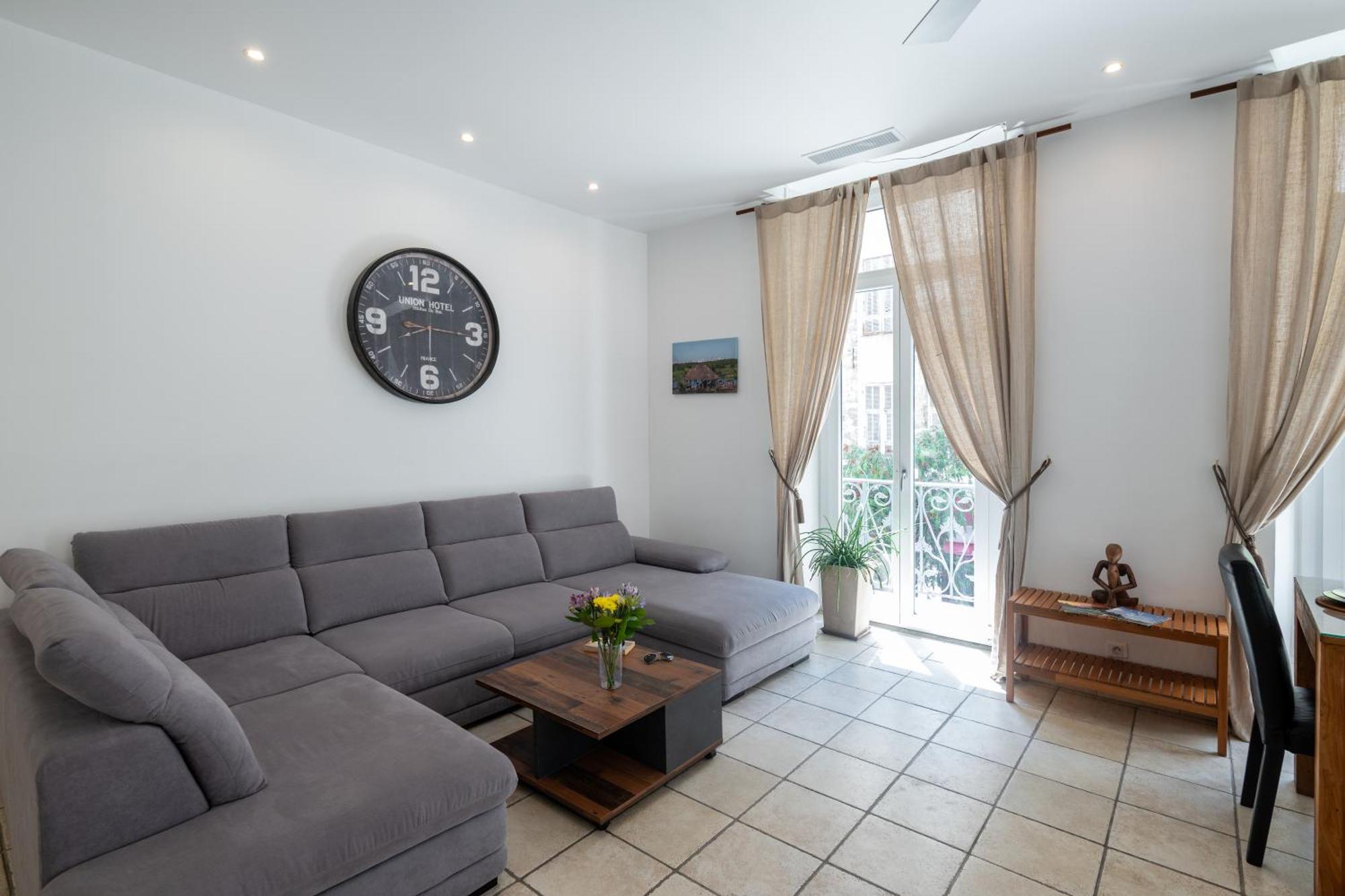 "Le Zen" By Enjoynice, Central Spacious Apartment With Airco, Beach At 10 Min Luaran gambar