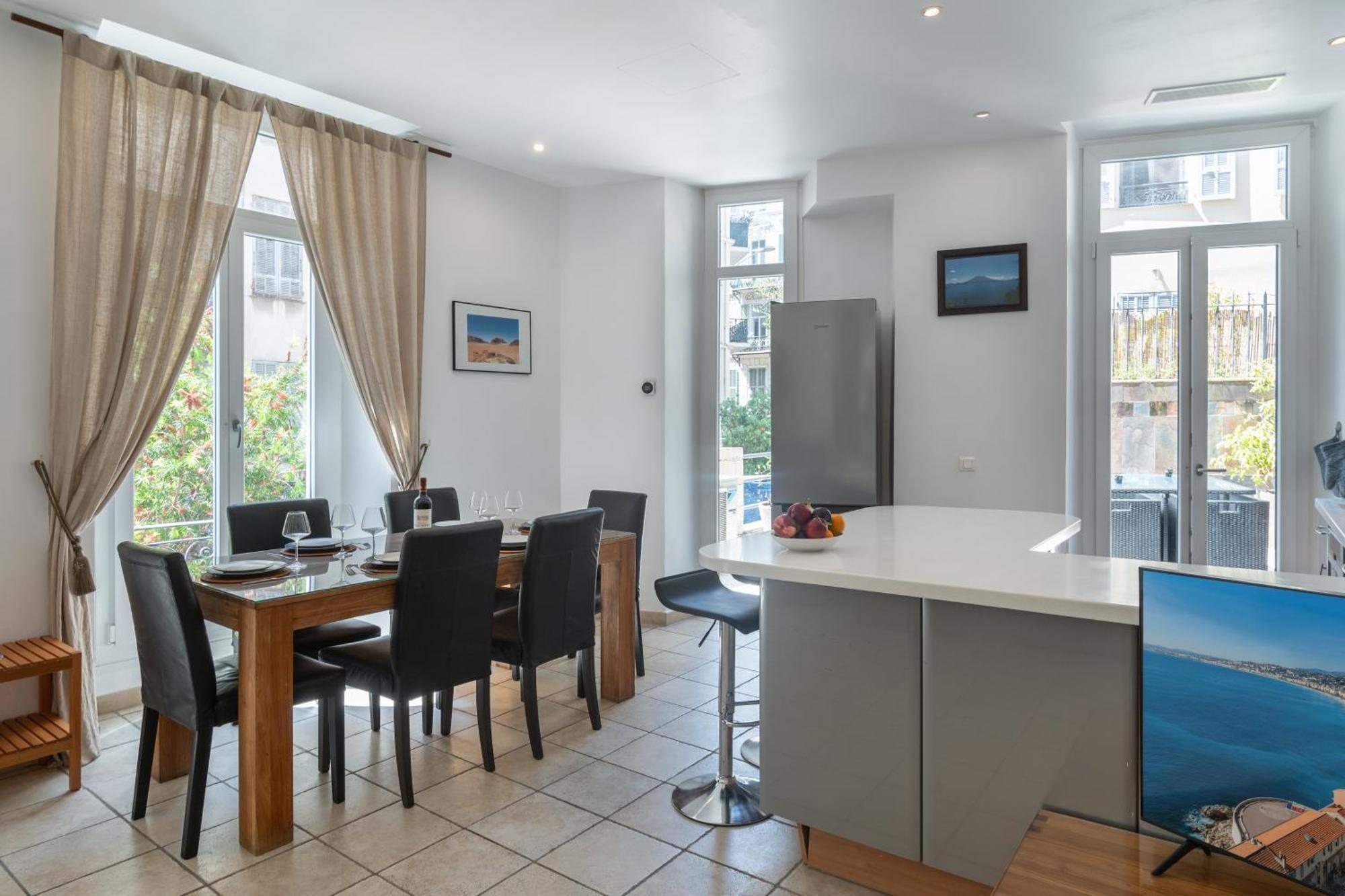 "Le Zen" By Enjoynice, Central Spacious Apartment With Airco, Beach At 10 Min Luaran gambar